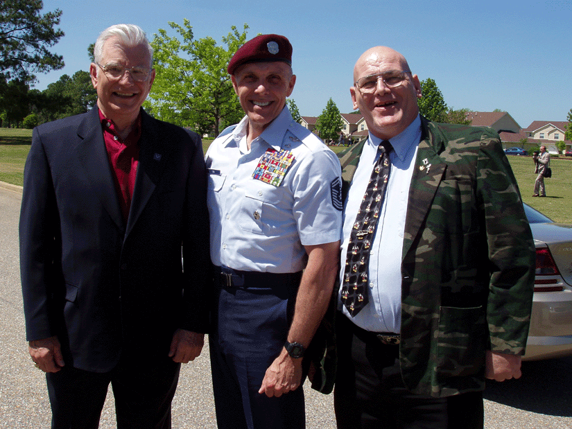 Photo of Chief Master Sergeant Wayne L. Fisk